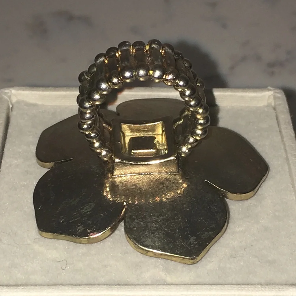 Giant Bling Gem Flower Elasticated Ring